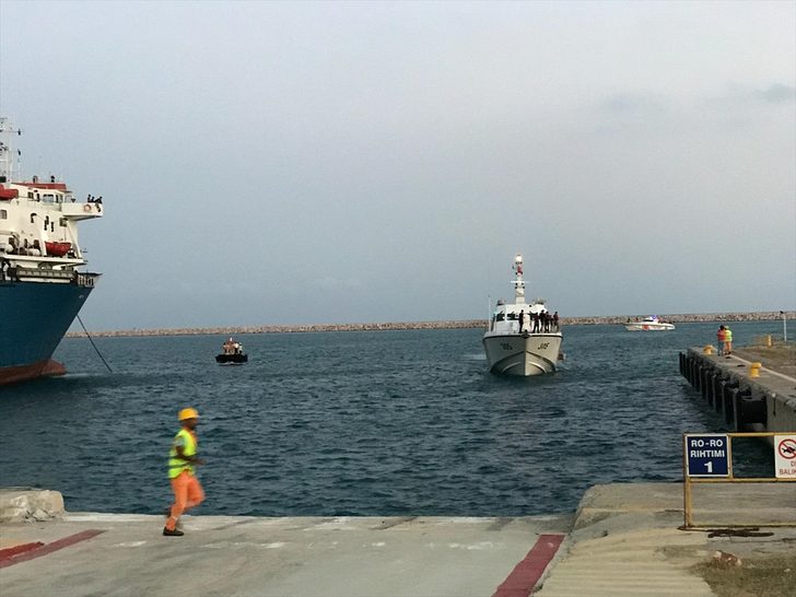  KKTC Açıklarında Mültecileri Taşıyan Teknenin Batması